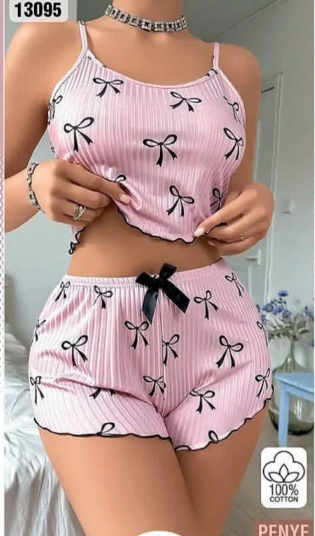 Fiyonk Desenli Fırfırlı Şort Takım Pembe-Siyah